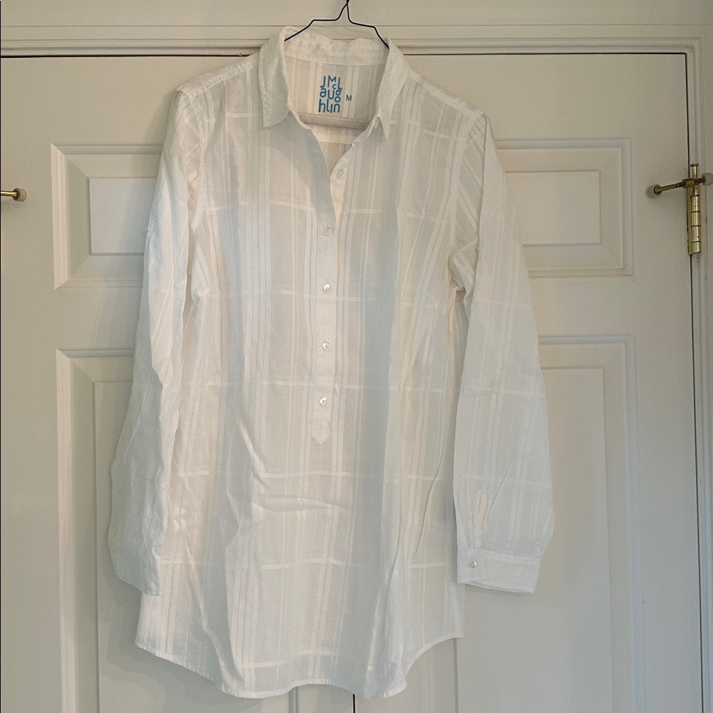 J McLaughlin tunic length white blouse in cotton.  Fun pattern.